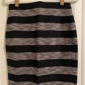 J. Crew - The Pencil Skirt (Striped) - Sz 4P